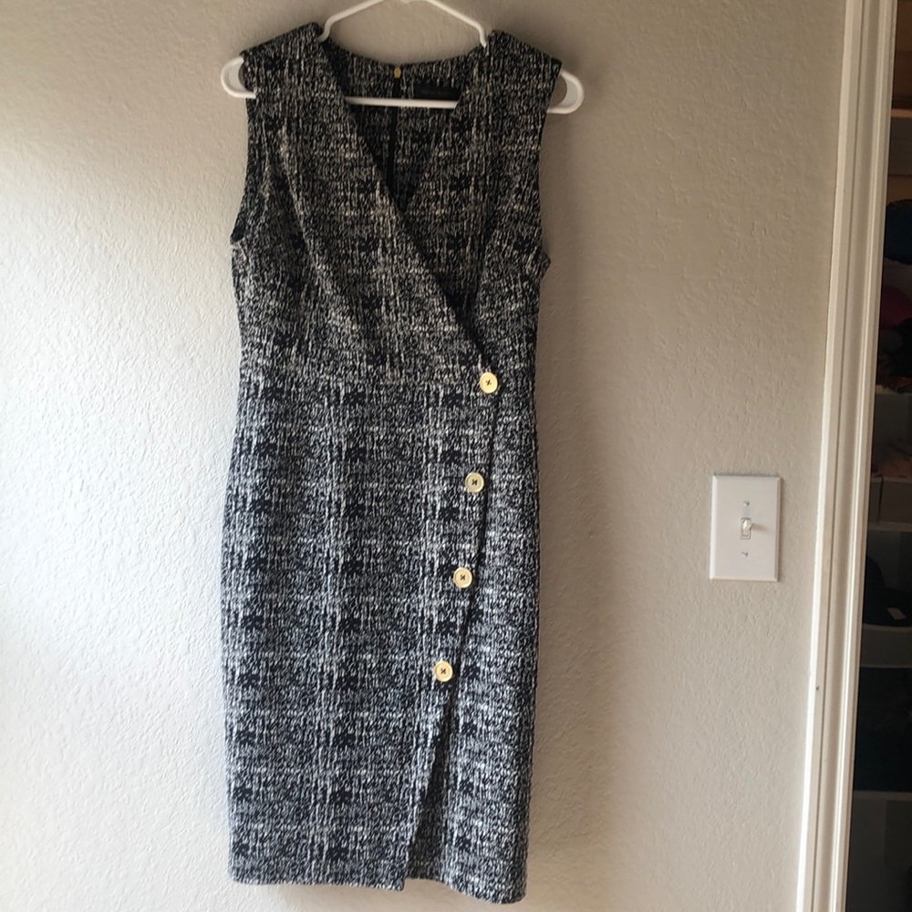 DONNA KARAN Faux black/white wrap dress